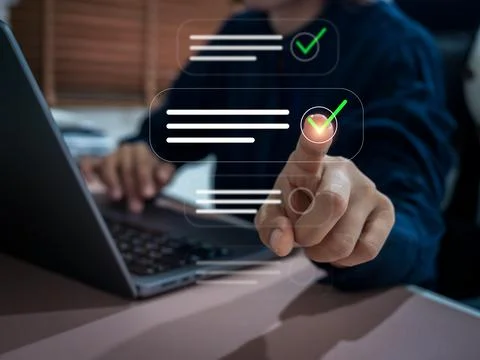 Businessman using digital approval interface for online verification, workf.. Stockfoto's
