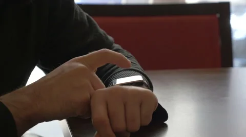 Businessman using his smart watch Video stock 48100860