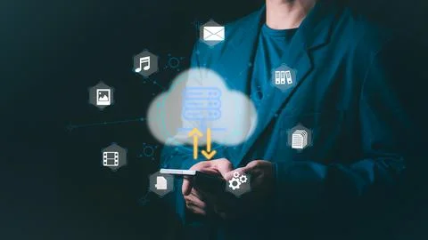 Businessman using a smartphone for cloud computing, data transfer, and digi.. Foto stock