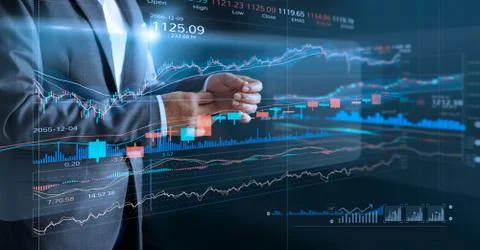 Businessman with virtual screen data statistic index graph 库存照片