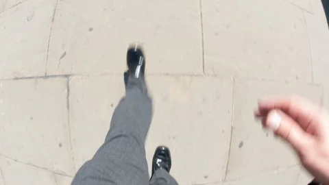 Businessman walking Video stock 105083234