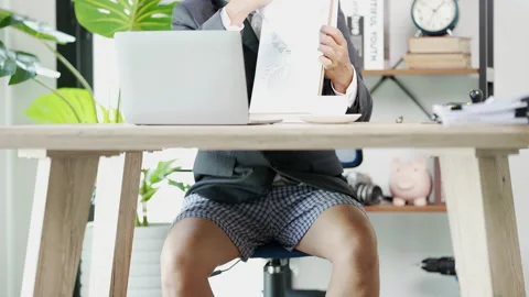 Businessman work form home Stock-Footage 156045904