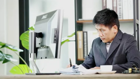 Businessman work form home Stock-Footage 156046665