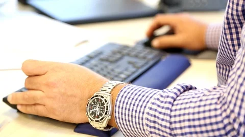 Businessman Working For A Computer 스톡 동영상 95959035