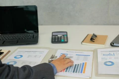 Businessman working with document. startup man analyze financial data at work Foto stock