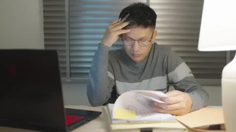 Businessman working Stock-Footage 164312155