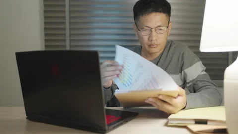 Businessman working Stock-Footage 164313083