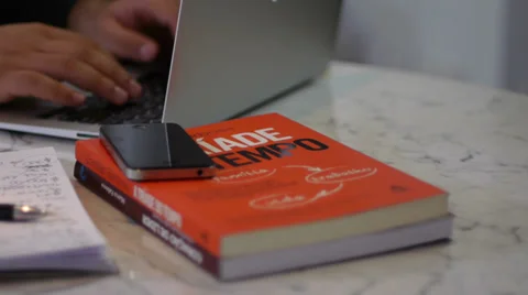 Businessman working I Stock Footage 33688191