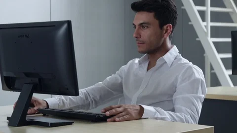Businessman working at the office. Video stock 107473048