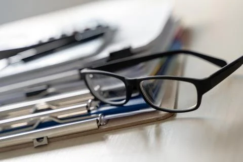 Businessman working reading documents graph financial to job succes Analyze d 스톡 사진