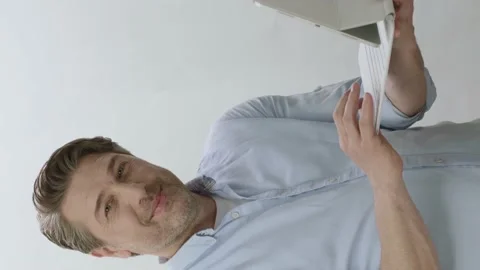 Businessman working on tablet computer in hand. Stock Footage 201033897