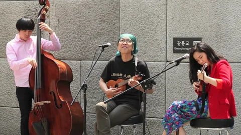 Busker Stock Footage 32735290