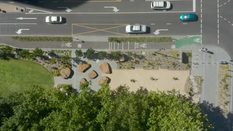 Bustling left hand side driving with contemporary design elements helping 스톡 동영상 231459028