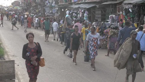 Busy area, Rush hour and Africa survival in nigeria Vidéo 247854682