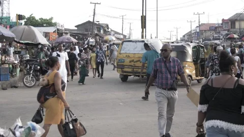 Busy area, Rush hour and Africa survival in nigeria Vidéo 247977925