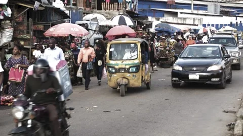 Busy area, Rush hour and Africa survival in nigeria Vidéo 249376900