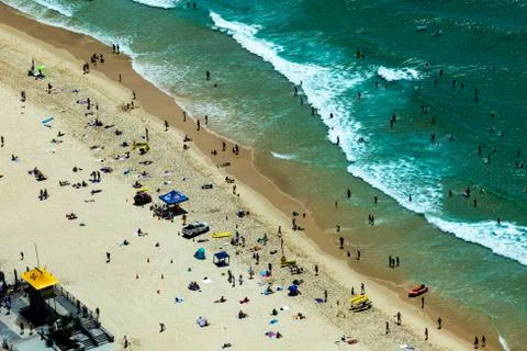 A Busy Aussie Beach Foto stock