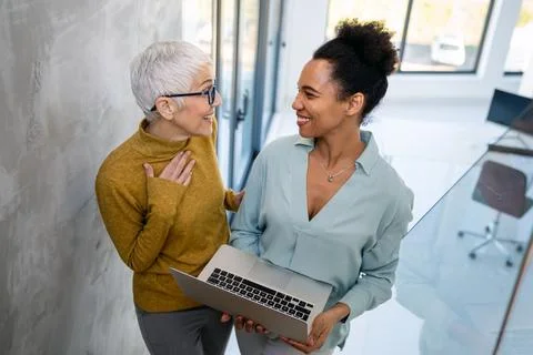 Busy business people, programmers software developer engineer working on Foto stock