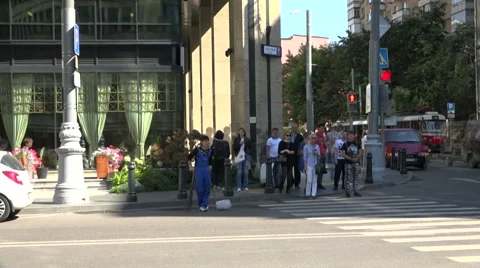 Busy city intersection Video stock 54218594