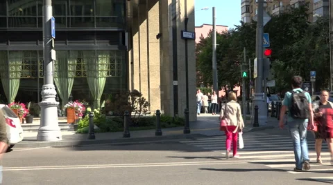 Busy city intersection Video stock 54221196