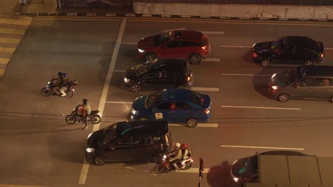 Busy cityscape at night. Crowd and vehicles in the city. Stock Footage 101062519