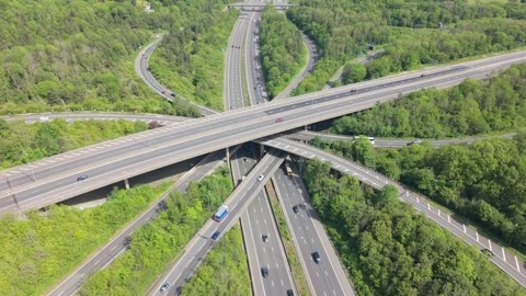 Busy Highway Interchange Traffic Moving on Elevated Roads Daytime Vidéo 336562964
