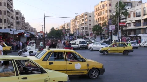 A busy intersection in Aleppo, Syria Stock Footage 155314245