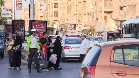 A busy intersection in Aleppo, Syria Stock Footage 155314315