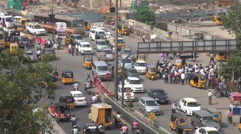 Busy intersection in Chennai, India Stock Footage 48771007