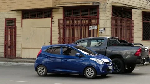Busy intersection featuring a variety of vehicles in Cagayan de Oro, Philippines Stock Footage 201315152