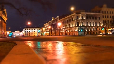 A busy intersection next to St. Isaac's Cathedral - Timelapse Stock Footage 120560953