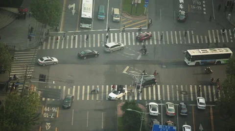Busy intersection traffic Video stock 58471688