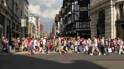 Busy London intersection Stock Footage 20534605