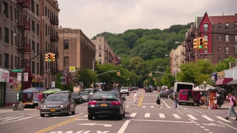 Busy NYC intersection  sunny spring/summer 4K Stock Footage 141831268