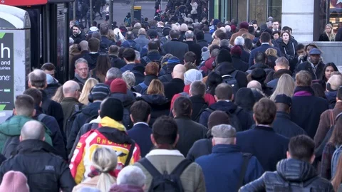 Busy pedestrians commuting during rush hour Video stock 121209330