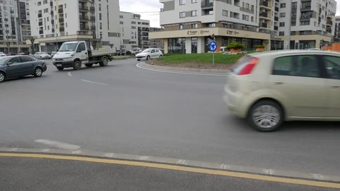 Busy roundabout in the city. Stock Footage 107507883