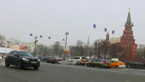 Busy Russian Road 스톡 동영상 76385573