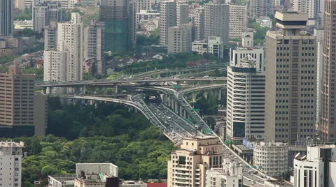 Busy traffic on Freeway, Daytime. Shanghai, China Vidéo 40493972