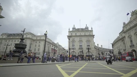 Busy traffic in Piccadilly Square Stock Footage 83605684