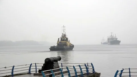 Busy traffic on the river. Tugs in the work. Stock Footage 69899657