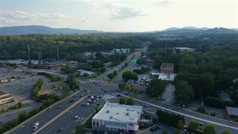 Busy US 29 intersection beside Stonefield, Charlottesville Video stock 347145258