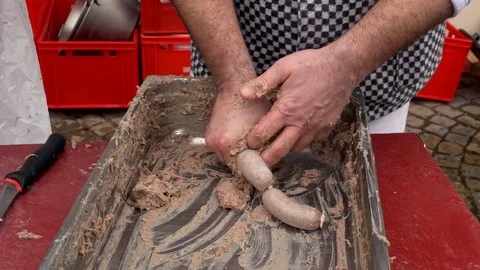 Butcher making white pudding sausages Vídeo Stock 86194942