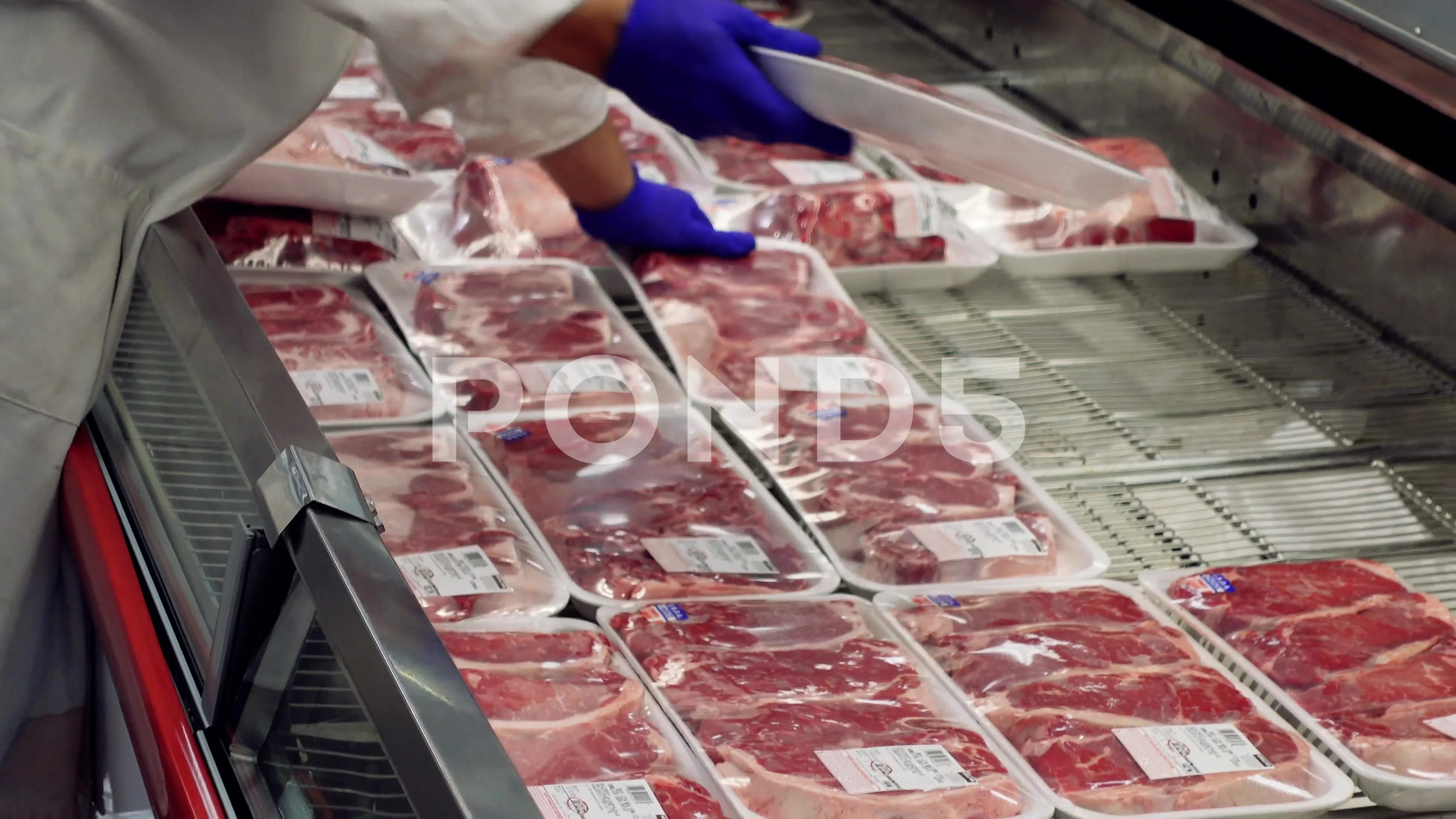 Packaged meats and steaks at the grocery, Stock Video