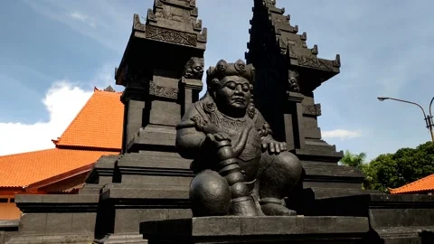 Buto statue or statue in front of the gate Stock Footage 200141184