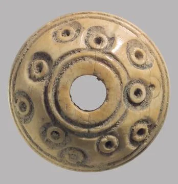 Button ca. 3rd7th century A.D. Sasanian This small bone object has incised .. Foto stock