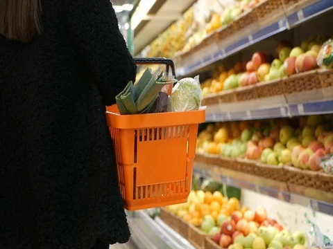 Buying fruit Stock Footage 82202266