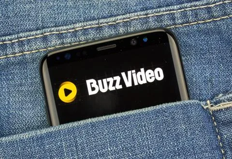 Buzz vide mobile app on Samsung s8. Stock Photos