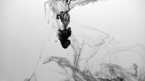 B&amp;W ink in water Stock Footage 31394507
