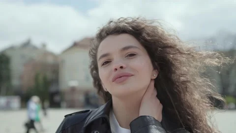 C0007 Stock Footage 172499211