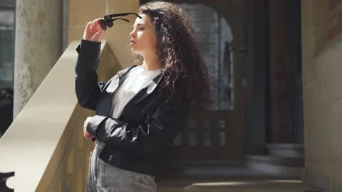 C0048 Stock Footage 172499733